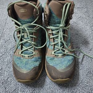 Keen Blue and Brown Hiking Boots